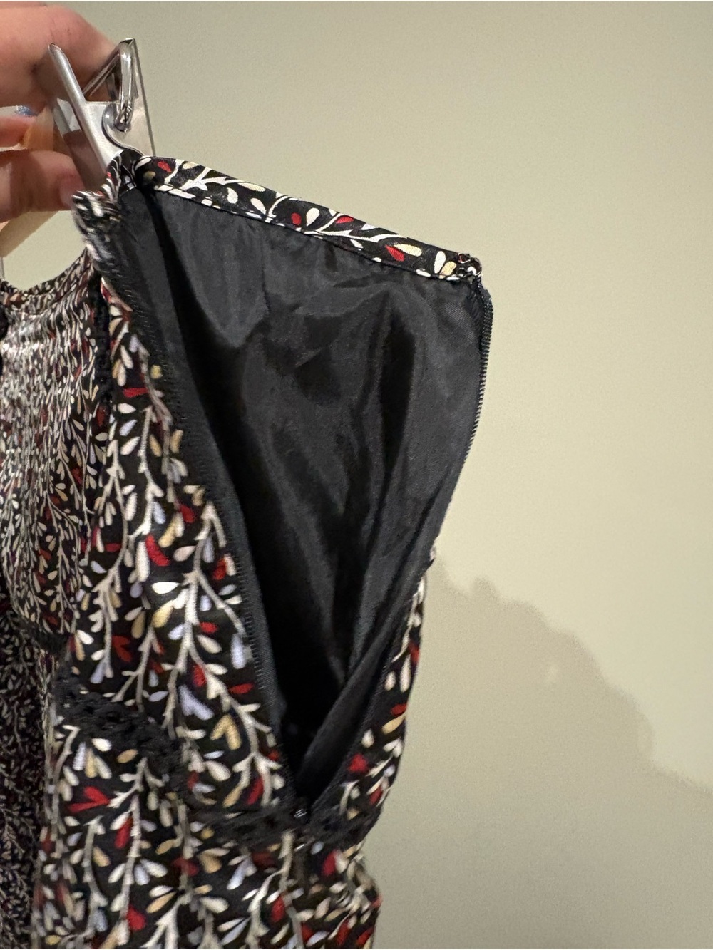 Y2K Jessica Black Floral A-Line Skirt with Red and White Leaf Print Fairy - Picture 4 of 9